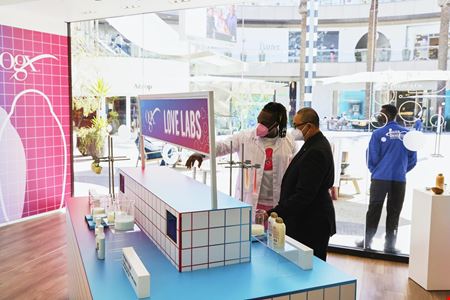 128      Space Photo Gallery 7