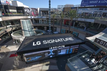 FLR01    Space Photo Gallery 6