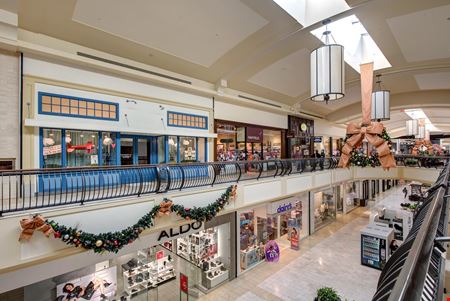 E101     Space Photo Gallery 6