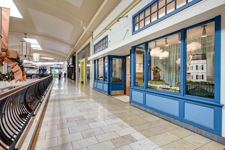 E101     Space Photo Gallery 4