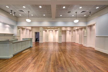 E101     Space Photo Gallery 8